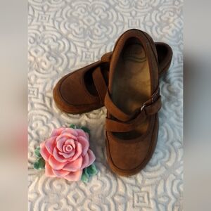 Dansko Kiki Brown Suede Women's Size 37